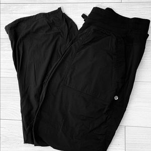 Lululemon Athletic Pull Over Pants SZ 12 Black